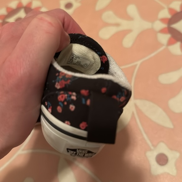 Vans floral slip on, Toddler 4 - Picture 3 of 3